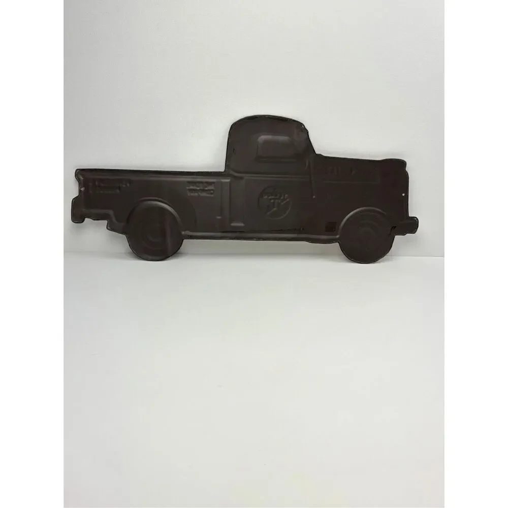 Texaco Fire Chief Truck Metal Tin Display Sign Embossed Shop Standard Motor Oil